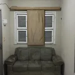 Apt com 2 qtos, 1 banheiro, mobiliado, fogão com gás, gostaria em Fortaleza Ceará