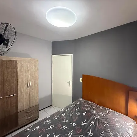 Com 2 Qtos, 1 Banheiro, Mobiliado, Fogão Com Gás, Gostaria Em Ceará Apartamento *